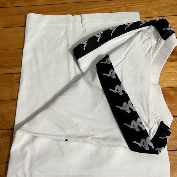 ♠️5/$100♠️Authentic kappa t-shirt - Picture 3 of 4